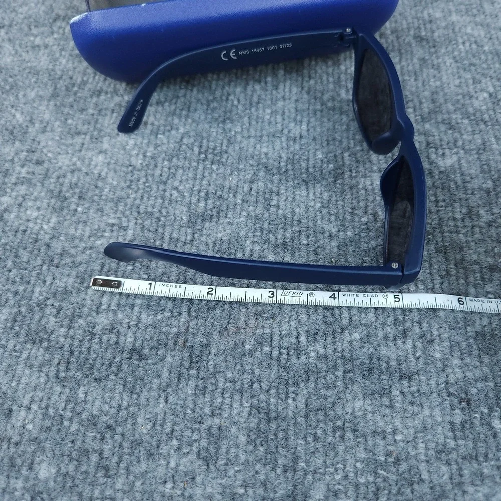 Tommy Bahama Kids Sunglasses With Case Blue